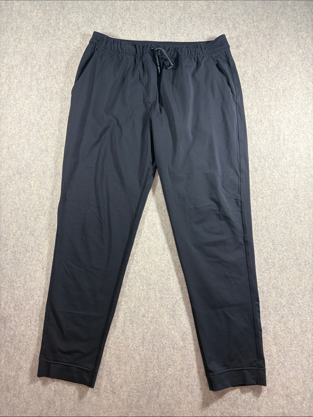 Lululemon Men’s Great Wall Joggers Black size 30